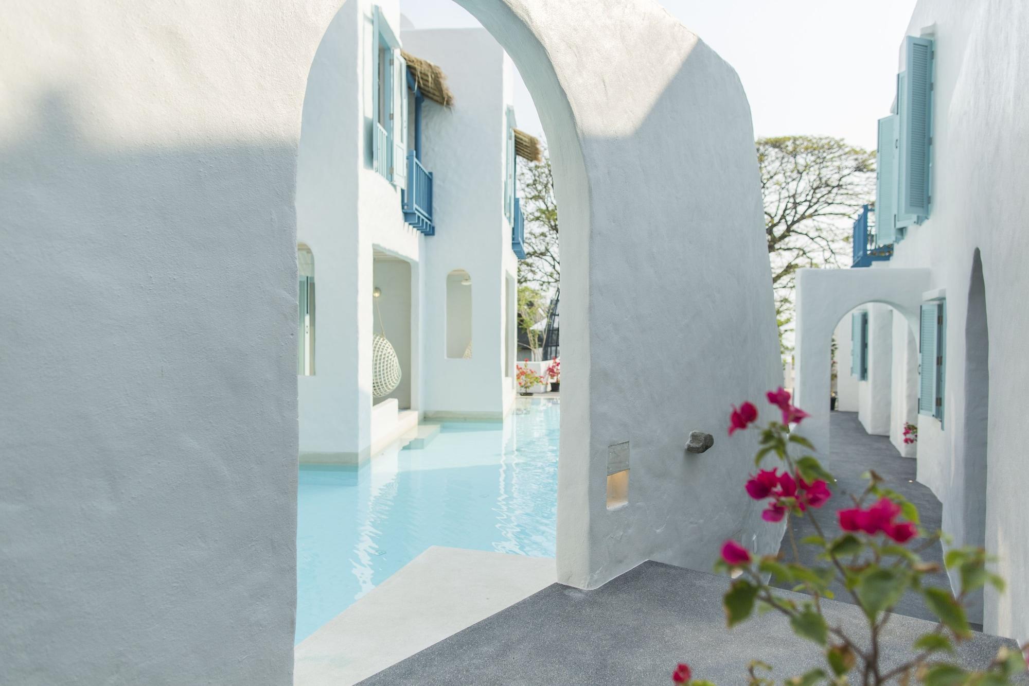 Resort de Paskani HHQ Exterior foto